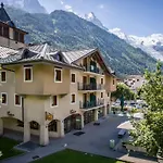 In Mit Geraeumigem Balkon Und Weitem Blick By Interhome